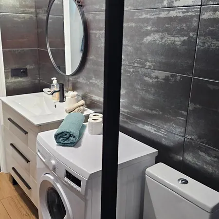 La Casa De Islandia * Τορεβιέχα